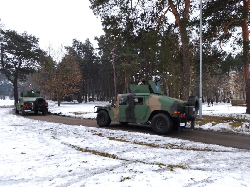 Uczniowie ze skarżyskiego "mechatronika" ćwiczyli strzelanie i walkę wręcz. Zobacz zdjęcia