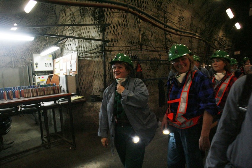 Rodziny górników pod ziemią (ZDJECIA)