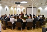 Rada Powiatu Kwidzyńskiego potępiła agresję i mowę nienawiści w przestrzeni publicznej. Projekt negatywnie zaopiniował Zarząd Powiatu