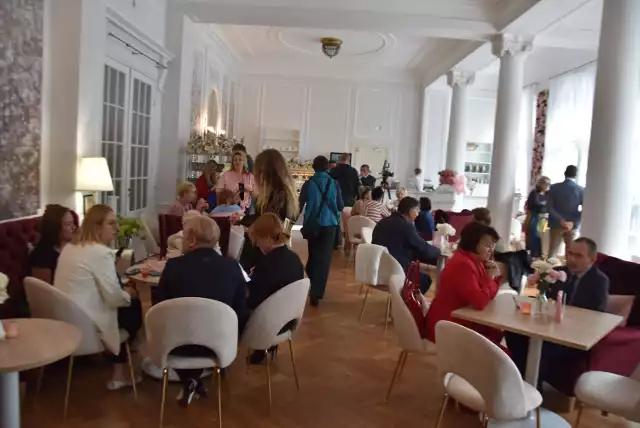 W Domu Zdrojowym w Szczawnie-Zdroju otwarto nową, uzdrowiskową kawiarnię – Daisy Cafe!