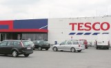 Ostrów: Tesco sprzedaje foteliki samochodowe bez instrukcji