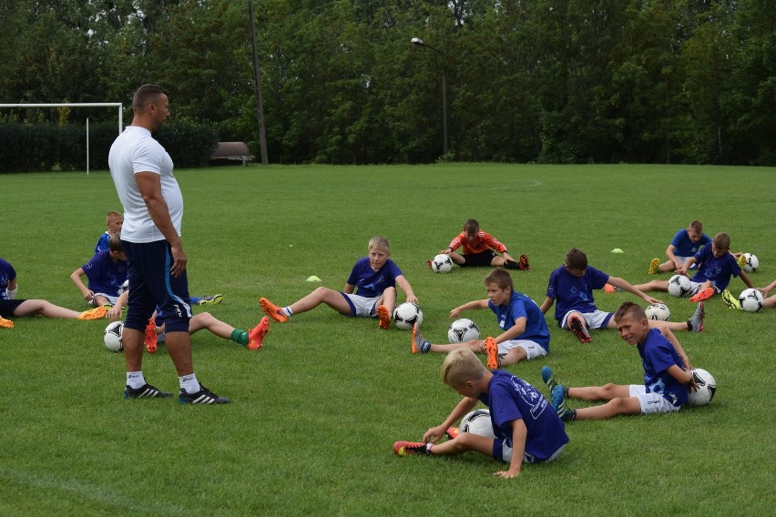 Młodzi piłkarze UKS nr 1 Aleksandrów Kujawski na obozie w Janikowie [relacja, zdjęcia]