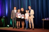 Najlepsi uczniowie nagrodzeni przez burmistrza Pajęczna[foto]