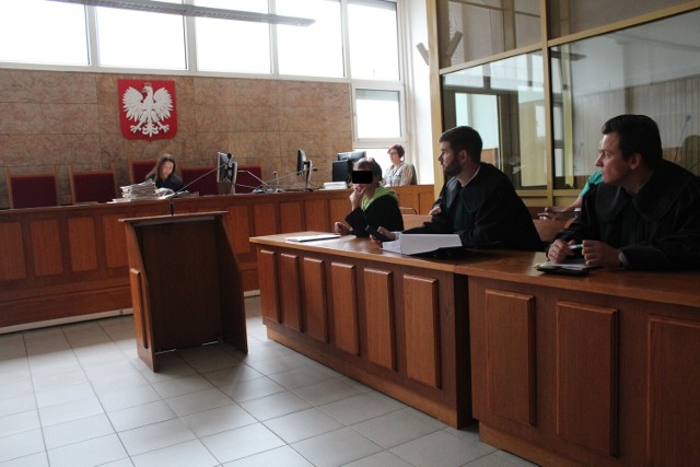 Karę 6 lat i 6 miesięcy więzienia wymierzył w czwartek ( 5 maja) Sąd Okręgowy w Krakowie Beacie B-L. głównej oskarżonej w  procederze dotyczącym wyłudzenia 4, 4 mln zł kredytów.