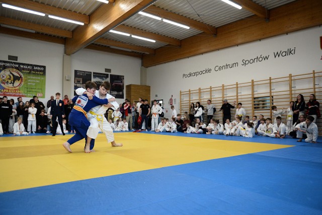 W Podkarpackim Centrum Sportów Walki w Jaśle odbyły się Mistrzostwa Podkarpacia w judo w czterech kategoriach młodzieżowych