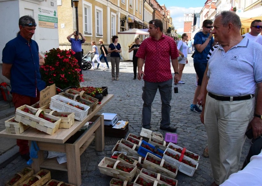 Niedziela w Sandomierzu pod znakiem atrakcji i truskawek