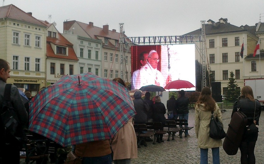 Kanonizacja Jana Pawła II - transmisja w Bydgoszczy [zdjęcia]