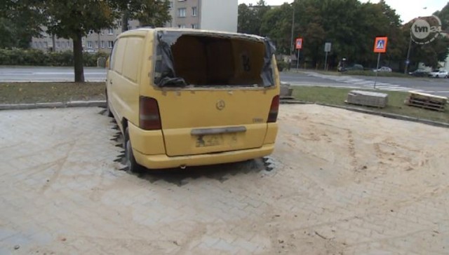 Poznańskim fachowcom nic nie jest straszne, nawet samochód ...