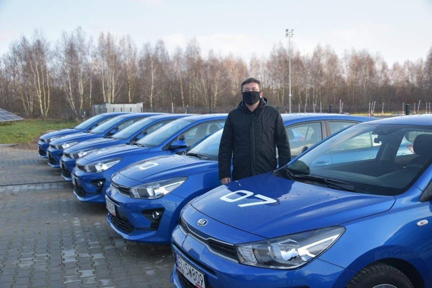 Dyrektor Piotr Romek uważa, że nie zdawalność jest...