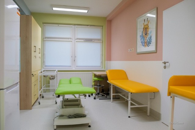 Wstrzymanie bądź zawieszenie odwiedzin w tarnowskich szpitalach spowodowane jest wzrostem zakażeń COVID-19 w Tarnowie i regionie