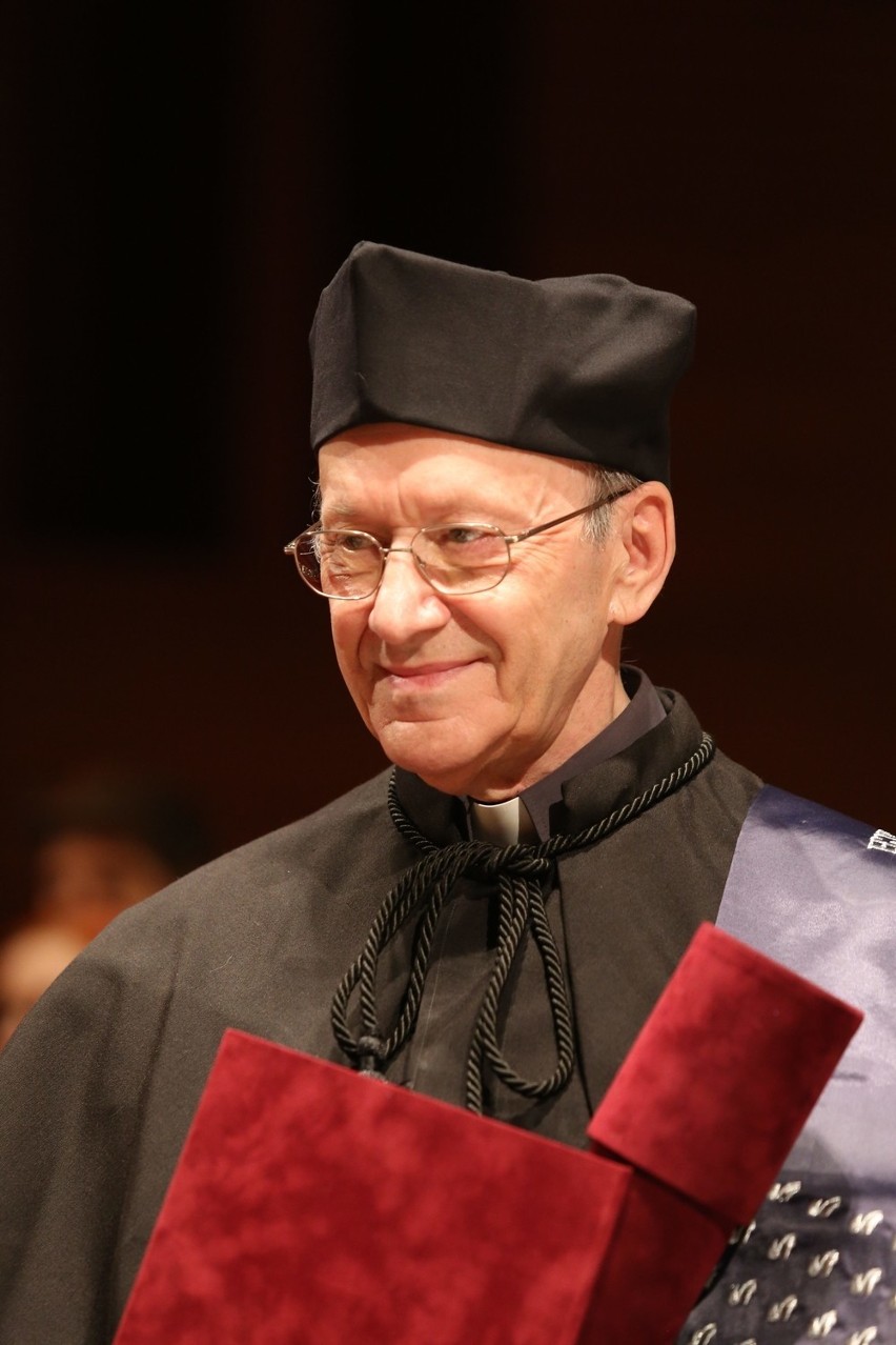 Ks. prof. Michał Heller doctorem honoris causa Uniwersytetu...