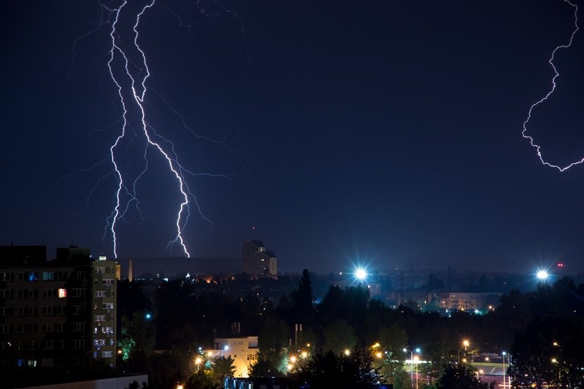 Wrocław: Macie zdjęcia burzy? Podzielcie się! (FOTO, FILMY)