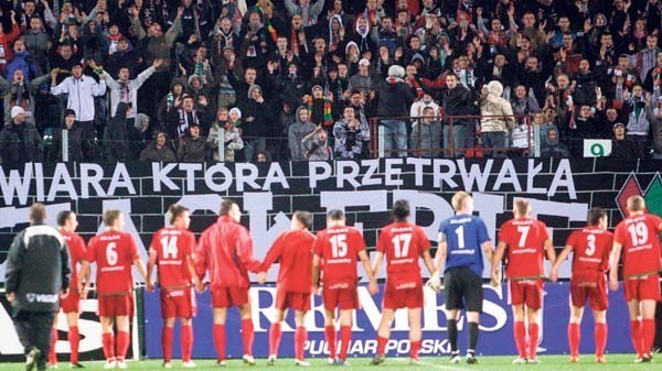 Na dzisiejszym meczu z Polkowicami trybuny w Sosnowcu będą świecić pustkami