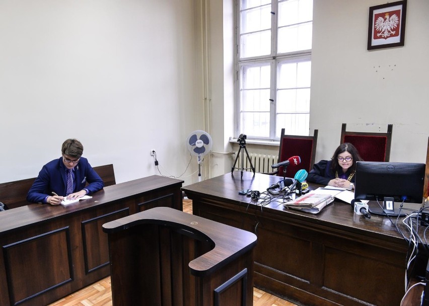 Ogłoszenie wyroku w sprawie przeciwko Pawłowi Adamowiczowi...