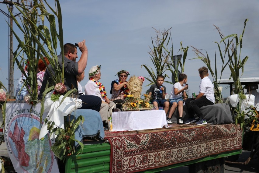 Uroczyste otwarcie dróg i ronda przy Urzędzie Gminy Tarnówka [FOTO, WIDEO]