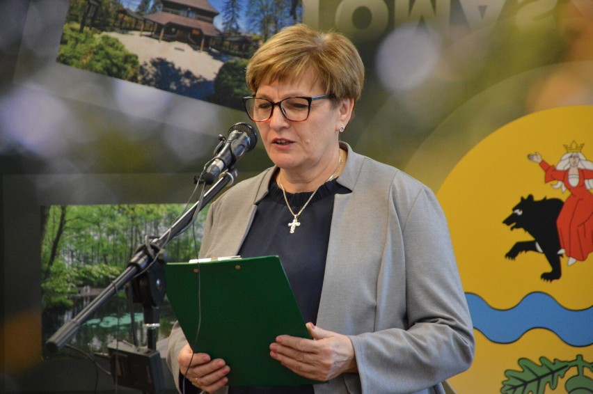 Od 1 lutego nowe wnioski o 500+. Konferencja władz powiatu tomaszowskiego i ZUS w sprawach ważnych dla mieszkańców i przedsiębiorców