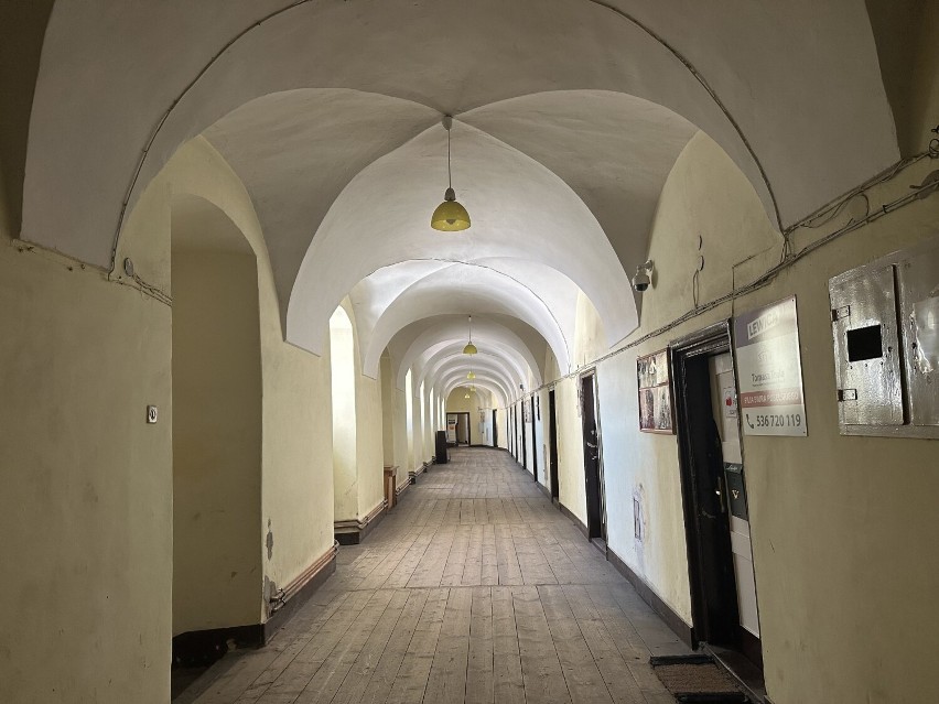 Dawne kolegium pijarskie i kościół ewangelicki w Wieluniu zyskają nowe funkcje. Koncepcja odbudowy fary bez akceptacji konserwatora zabytków