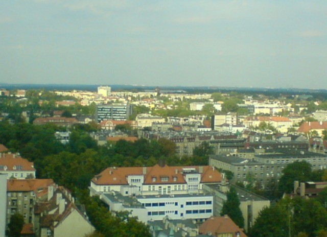 Zdjęcie zrobione 4 września 2011r. w  kier. UM, Dworca i dalej widać stadion.
