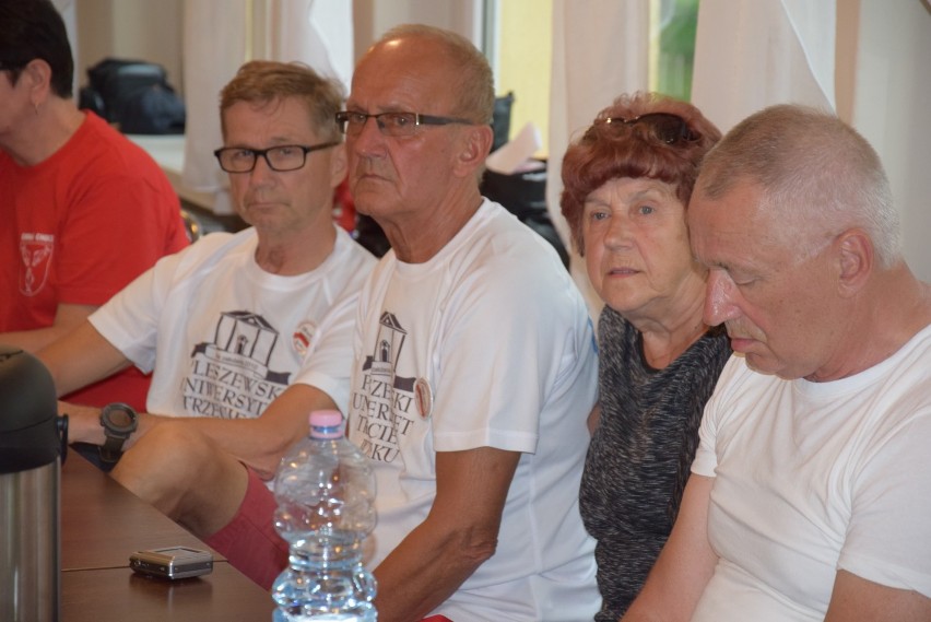 W trzecim etapie Powiatowej Olimpiady Senioralnej "Aktywny Senior" zwyciężył Pleszew przed Dobrzycą i Choczem