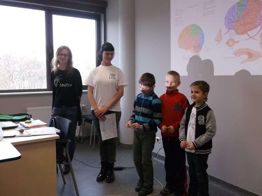 Aktywny Mały Uniwersytet Latający wykładał na UAM w Pile dla dzieci z północnej Wielkopolski