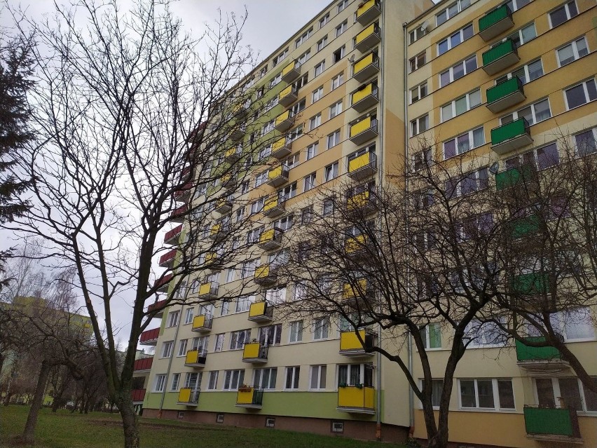 Lublin: 26-latek wypadł z dziesiątego piętra. Za wypchnięcie go z okna sąd skazał 25-latka