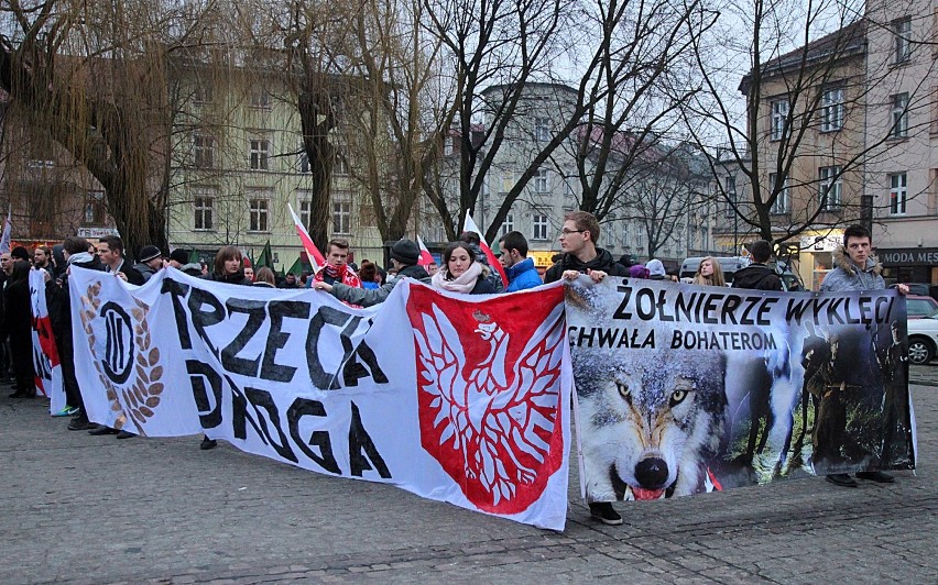 Kraków. Marsz ku czci Żołnierzy Wyklętych [ZDJĘCIA, WIDEO]