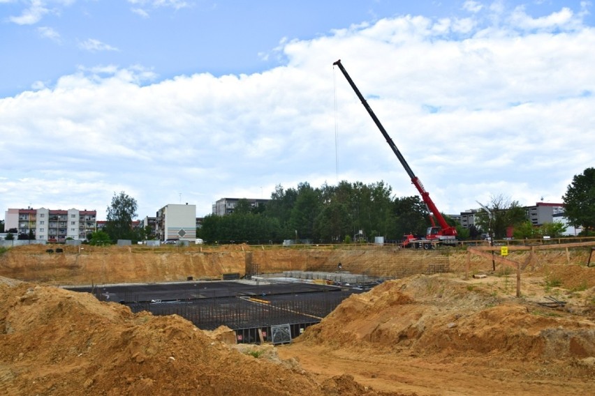 Powstają fundamenty pod nowy basen w Radomsku [ZDJĘCIA]
