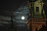 Superksiężyc nad Krakowem. Pierwsza taka pełnia od 68 lat