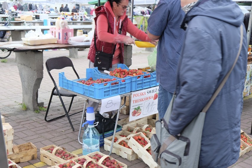 W piątek z zakupami na targu warto było się pośpieszyć, bo...