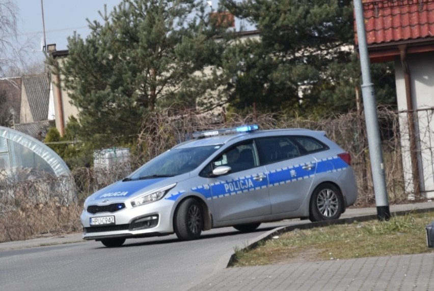 Wybrali się na ryby, interweniowała policja. Policjanci z Radomska zapowiadają: Będą mandaty