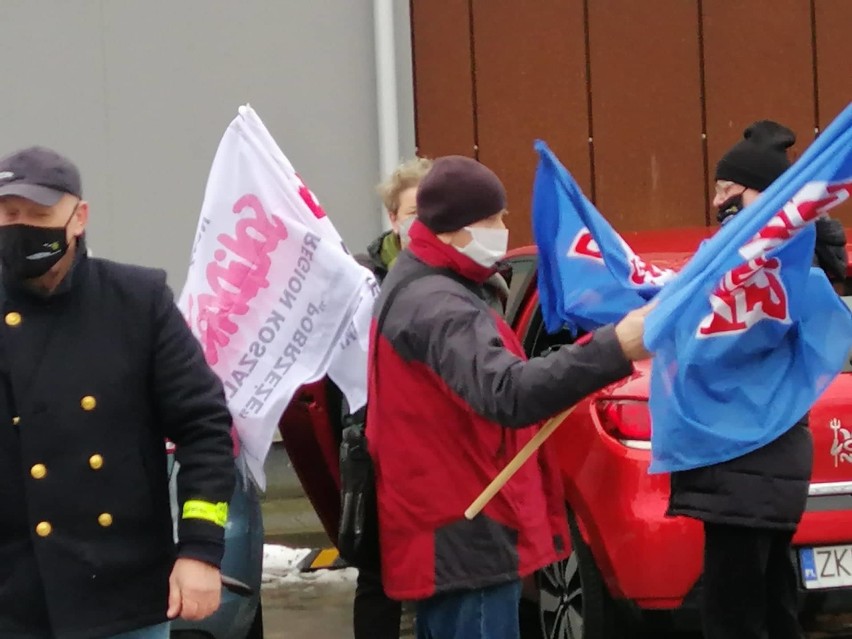 Związkowcy PŻB protestowali przed biurem posła PiS. Stanęli w obronie odwołanego prezesa