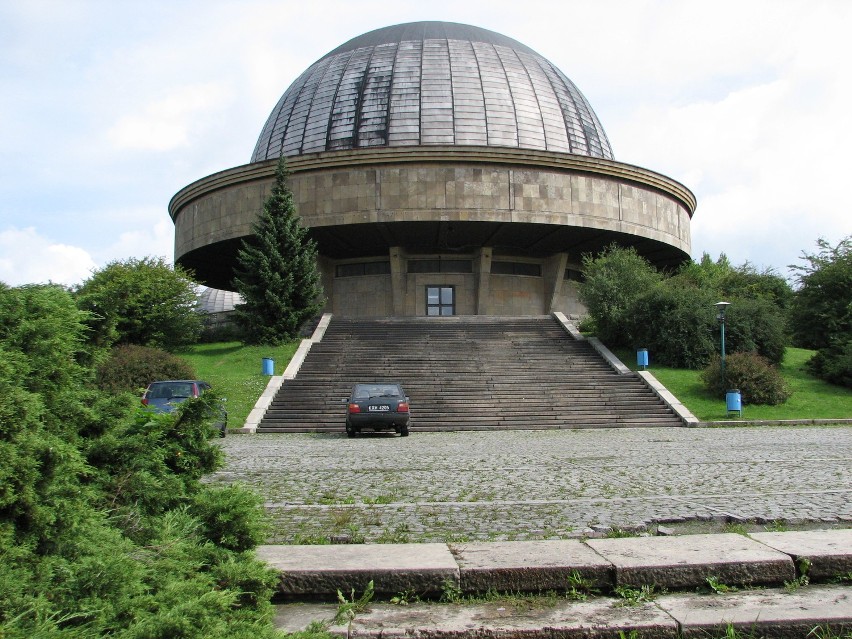 Na archiwalnych zdjęciach obiektu nie widać zbyt wielu...