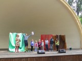 Muszla koncertowa w parku miejskim w Tomaszowie Mazowieckim wymaga pilnego remontu