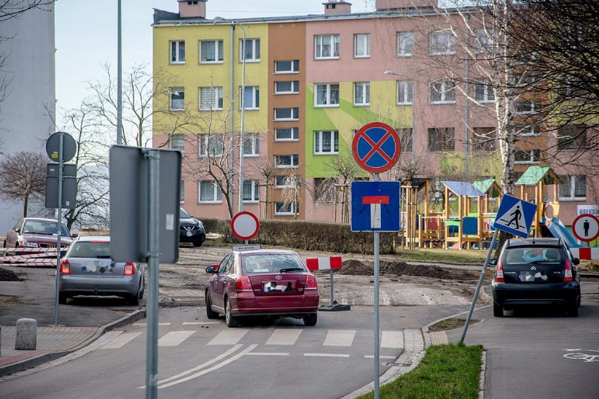 Wałbrzych: Remont ulicy Nałkowskiej. Gdzie parkować? (ZDJĘCIA)