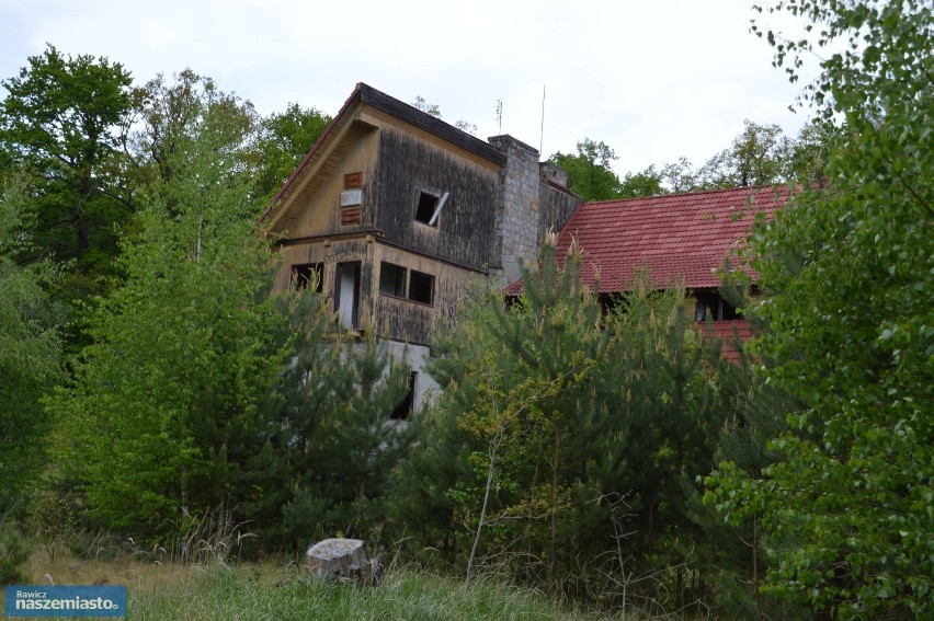 Opuszczony zajazd "Gawra" pod Rawiczem - URBEX