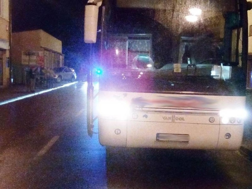 Na ul. Długosza doszło do zderzenia osobówki z autobusem