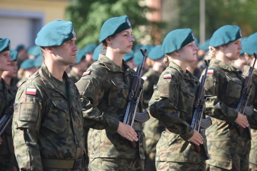 Uroczysta przysięga wojskowa żołnierzy Legii Akademickiej w...