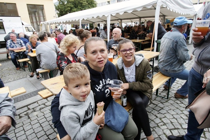 Trwa Festiwal Piwa i Święto Ogórka w Legnicy