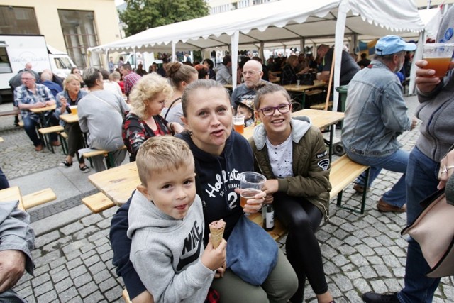 Trwa Festiwal Piwa i Święto Ogórka w Legnicy