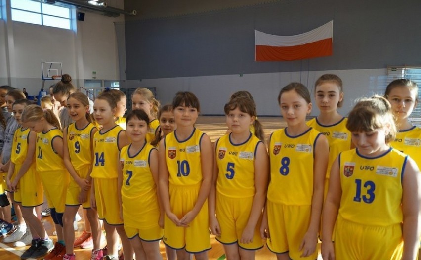 Turniej Szkolnych Młodzieżowych Ośrodków Koszykówki w Ostrowie [FOTO]