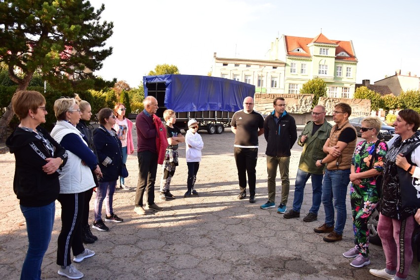 Spacer z historią w tle w Janowcu Wielkopolskim.