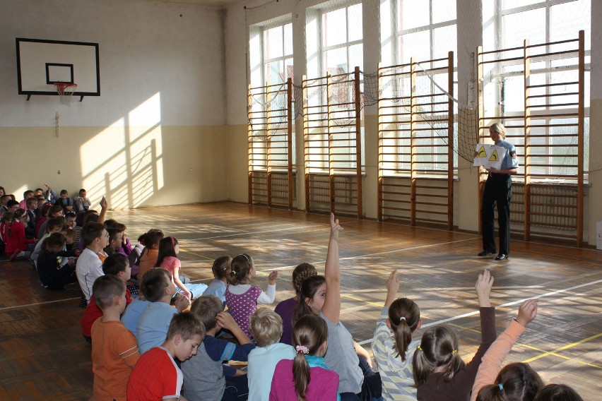 Malbork. Straż Miejska uczy dzieci zasad bezpieczeństwa (zdjęcia)