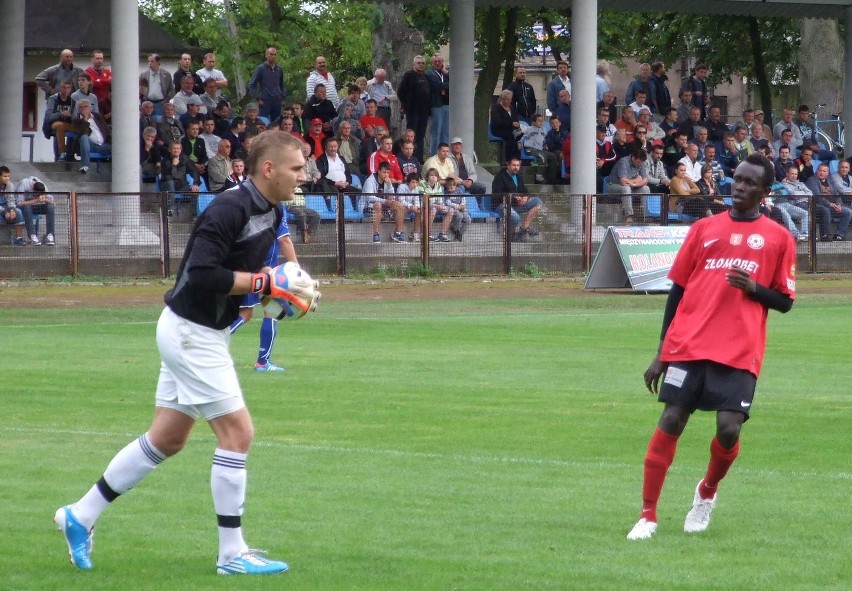 III liga: Trzecia porażka WKS-u na własnym terenie [ZDJĘCIA]