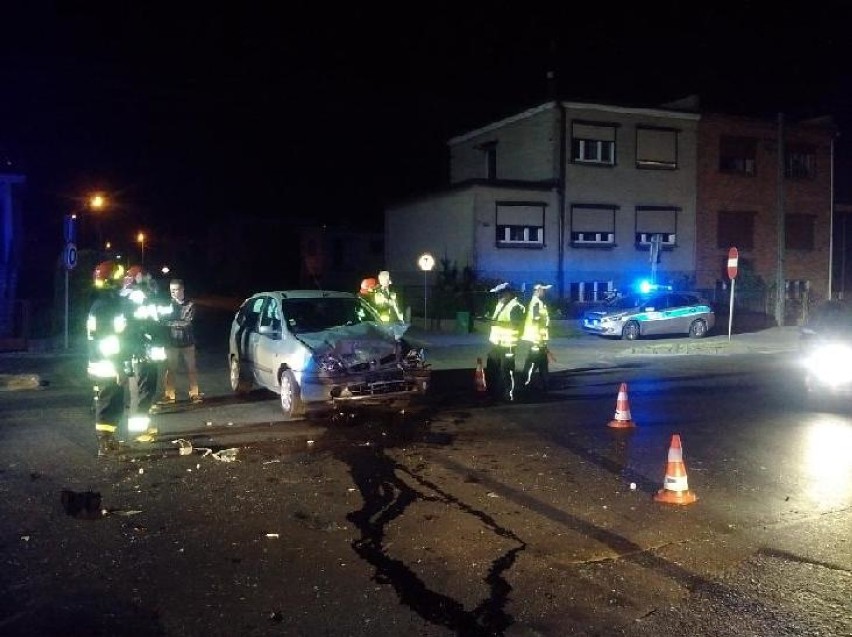 Krotoszyn: Groźny wypadek na skrzyżowaniu ulic: Witosa z Tartaczną [ZDJĘCIA]