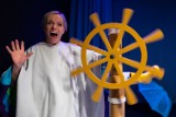 Spektakl "Statek Noego" w Teatrze "Maska".  Niezwykły rejs ludzi i zwierząt