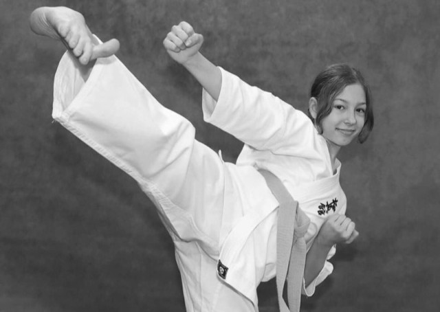 Na zdjęciu Marta Czerwińska
(karate, Inowrocławski Klub Kyokushin), która aktualnie (30 listopada, godz. 15.30) prowadzi w naszym plebiscycie. Oto pozostałe kandydatki z powiatu inowrocławskiego zgłoszone do plebiscytu Sportowiec Roku 2022 - Kobiety >>>>>