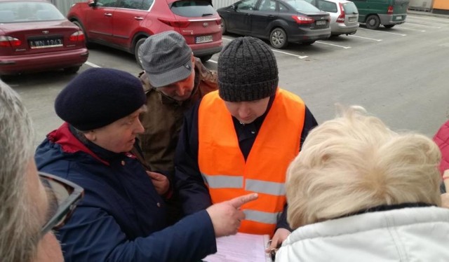 Mieszkańcy protestowali koło wysypiska w marcu 2018 r.