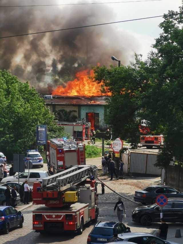 Pożar na Przedmieściu Oławskim przy ulicy Świstackiego