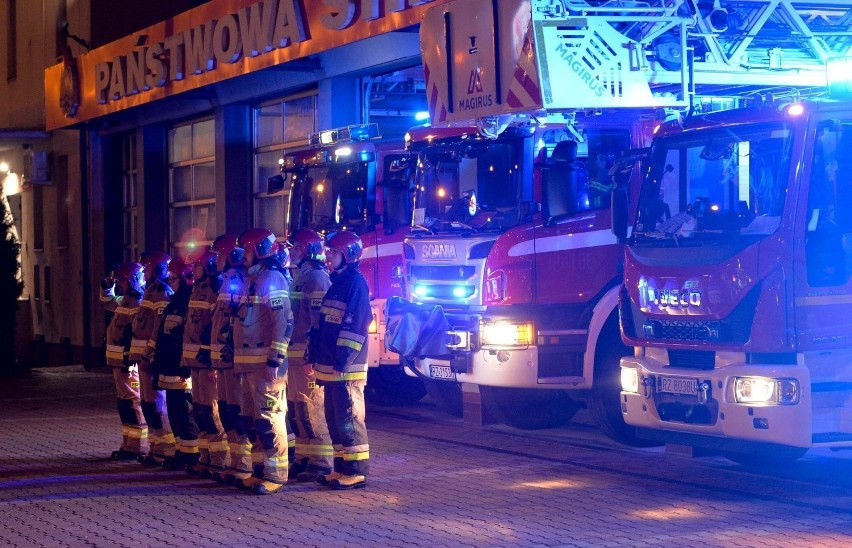 W Przemyślu oddali hołd strażakom z OSP Czernikowo, którzy zginęli 2 grudnia w wypadku drogowym [ZDJĘCIA, WIDEO]