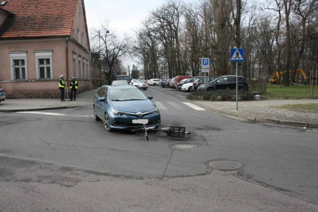 Do zdarzenia doszło na ul. Zdunowskiej w okolicach parku miejskiego